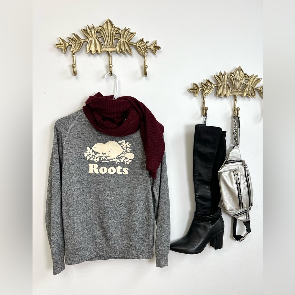 Roots cabin sweater shirt S ptp 19”